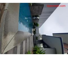 Show unit Lyndon Navapark BSD tipe 15 hook private pool and lift and 10 ha botani park