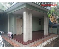 Rumah 2 lantai batan indah serpong