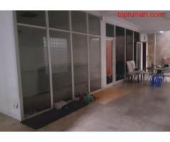 Rumah siap huni 2 lantai luas 10x20 type 4KT Kelapa Gading Jakarta Utara