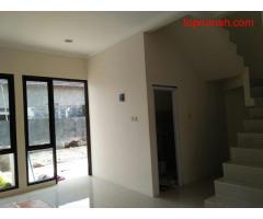 Rumah 2 lantai Parpostel Jatiasih Bekasi (08128975665)