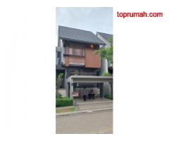 Quantis Signature Rumah Mewah Cantik Attic Room di BSD City