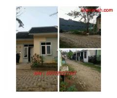 Di jual / take over rumah siap huni lokasi strategis di Cibinong Bogor