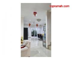 Rumah 2 Lantai siap huni luas 8x20 160m2 type 4KT Cluster Victoria Metland Cakung Jakarta Timur