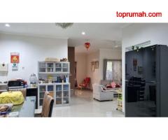 Rumah 2 Lantai siap huni luas 8x20 160m2 type 4KT Cluster Victoria Metland Cakung Jakarta Timur