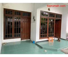 Rumah Hook di Kawasan Perumahan Delta Sari Indah Sidoarjo