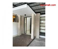 Rumah di Cluster Hampton Kawasan Pantai Mentari Surabaya