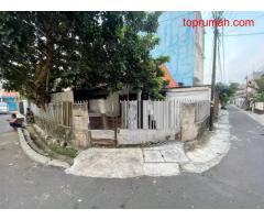 Dijual Rumah luas 11x22 242m2 type 3KT di Senen Jakarta Pusat