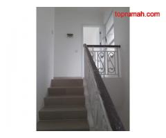 Rumah siap huni 2 Lantai 8x15 120m2 Type 3KT di Cluster Thames JGC Jakarta Garden City Cakung