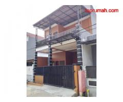 Dijual Rumah 2 lantai luas 7x19 133m2 type 4KT di Harapan Indah Bekasi