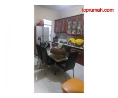 Dijual Rumah 2 lantai Luas 200m2 Type 7KT di Taman Pulogebang Cakung