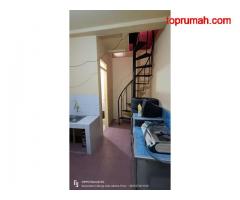 Rumah 2 lantai luas 8x15 120m2 type 2KT di Metland Menteng Cakung Jakarta Timur