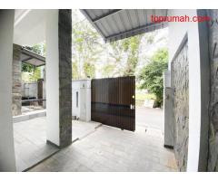 Rumah Dijual di Komplek DKI Joglo Kembangan Jakarta Barat Dekat Universitas Mercu Buana, Lippo Mall 