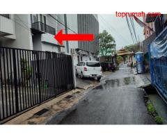 Rumah 3 Lantai di Kosambi Dalam, Jatipulo, Palmerah, Jakarta Barat