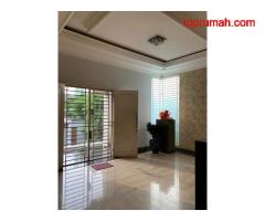 Rumah Sangat Mewah 3 Lantai Citra Garden City Jakarta Barat