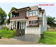 Rumah 2 Lantai di Kebayoran Village Bintaro, Tangerang Selatan