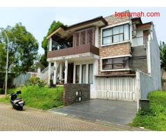 Rumah 2 Lantai di Kebayoran Village Bintaro, Tangerang Selatan