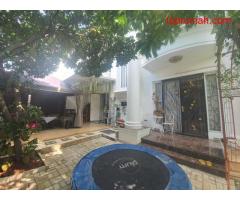 Rumah hoek 2lt 427m type 5KT Royal Residence Cakung