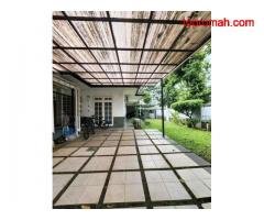 Dijual Rumah Mewah Hook di Pejaten Barat Jakarta Selatan