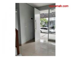 Rumah 2lt 90m 6x15 tipe 2KT Cluster Yarra JGC Jakarta Garden City