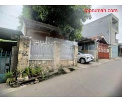 Rumah 2 Lantai di Jalan Qrisdoren, Kebon Jeruk, Jakarta Barat