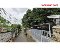 Rumah 2 Lantai di Jalan Qrisdoren, Kebon Jeruk, Jakarta Barat