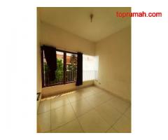 Rumah 2lt 8x15 120m  3KT Cluster alamanda JGC Jakarta Garden City