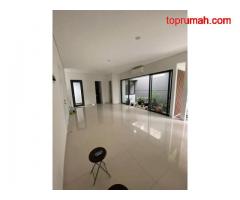 Rumah Minimalis di Kebayoran Infinity Tangerang Selatan