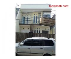 Dijual Rumah 2 Lantai di Petojo Selatan, Jakarta Pusat P0786