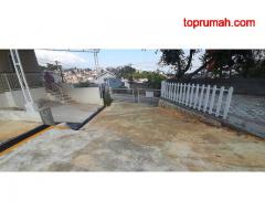 RUMAH GAYA AMERICAN COUNTRY DI JATIHANDAP BANDUNG