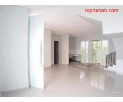 Rumah 2lt 8x15 120m type 3KT Cluster Yarra JGC Jakarta Garden City Cakung