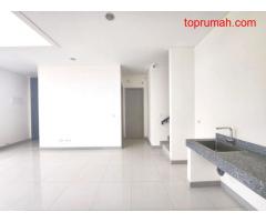 Rumah 3lt 7x14 98m 3+1KT Cluster Sentarum Asya JGC Jakarta Garden City