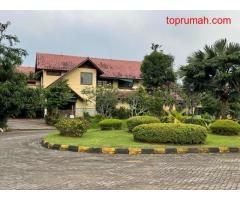 Rumah hook 2LT Luas 1331m Semi Furnish Kemang Pratama Regency