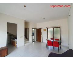 Disewakan Rumah 2Lt Type 3+1Kt Cluster Alamanda Jgc Cakung